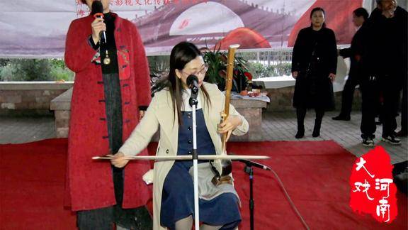 董小果老师板胡独奏片尾曲太好听了