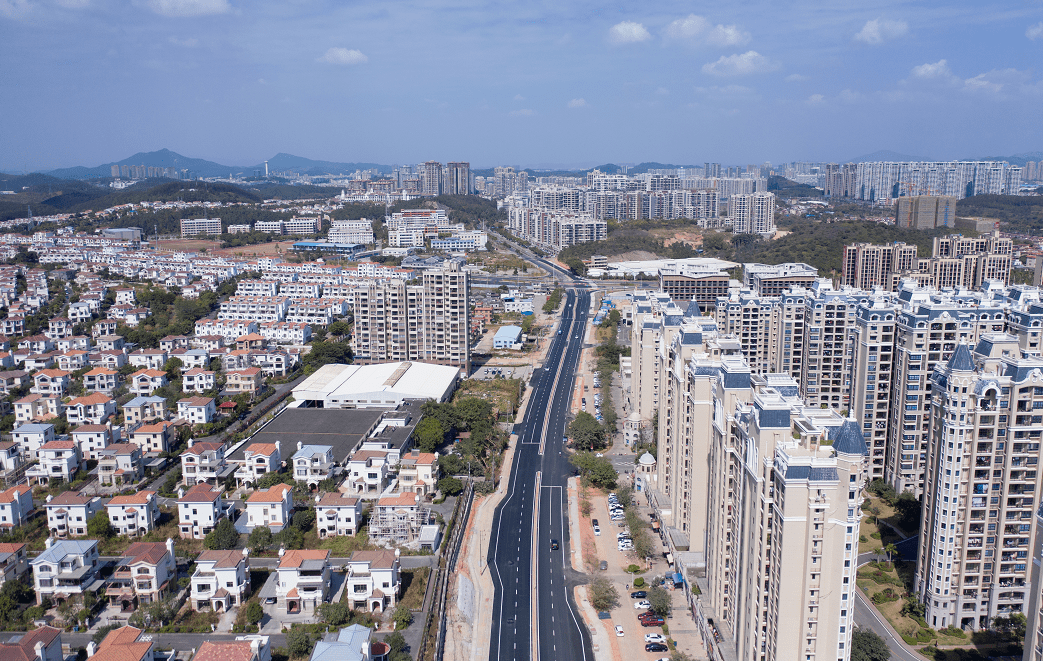 5-8分钟即享南区顶流生活圈,坐享南新区百亿级市政配套和未来