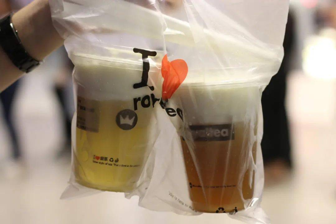 第一杯喜茶叫「皇茶」_仿冒