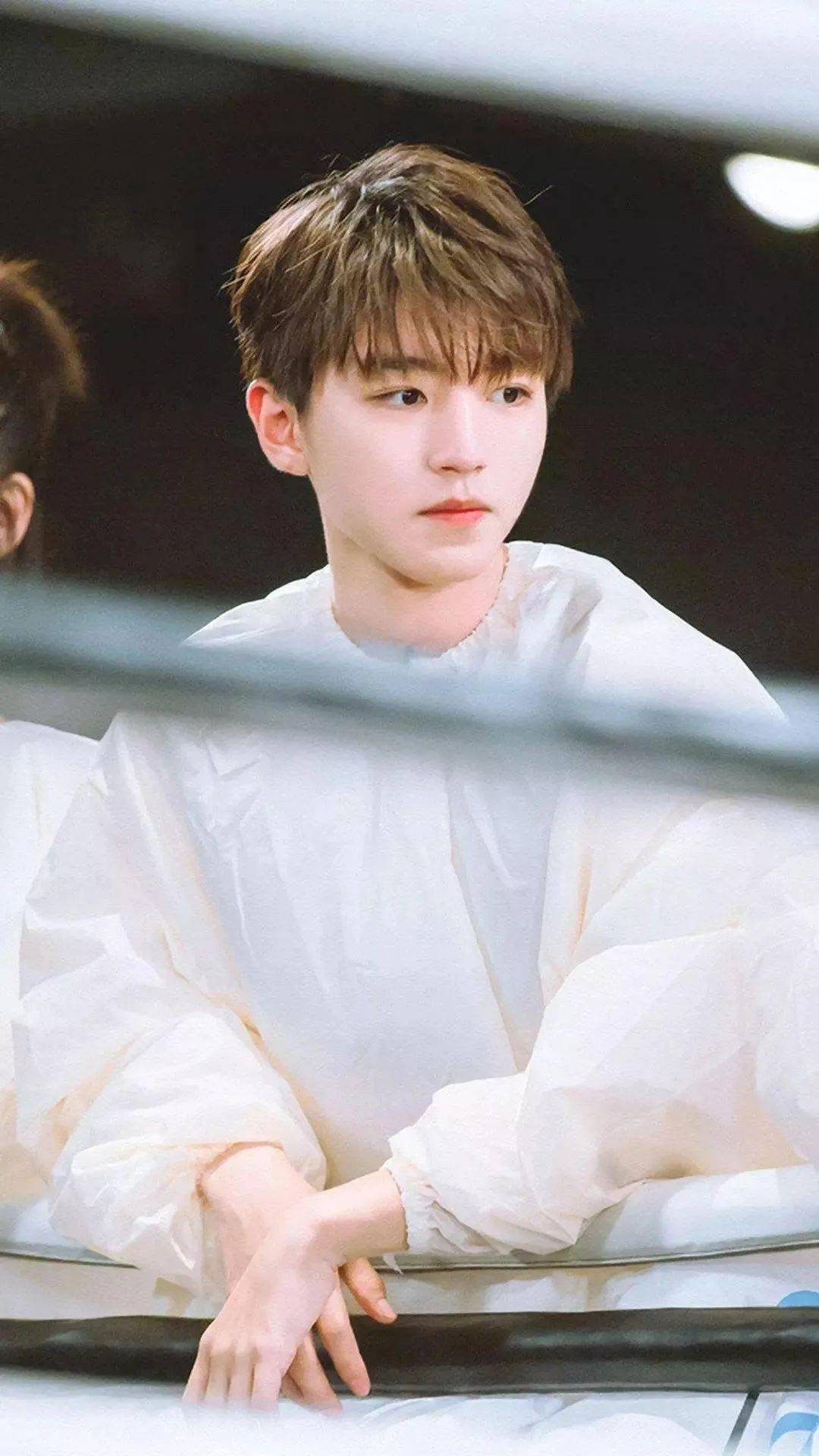 tfboys手机壁纸tfboys壁纸三人竖屏高清王俊凯王源易烊千玺tfboys写真