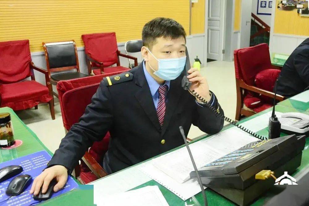 铁人口中喊_人口普查