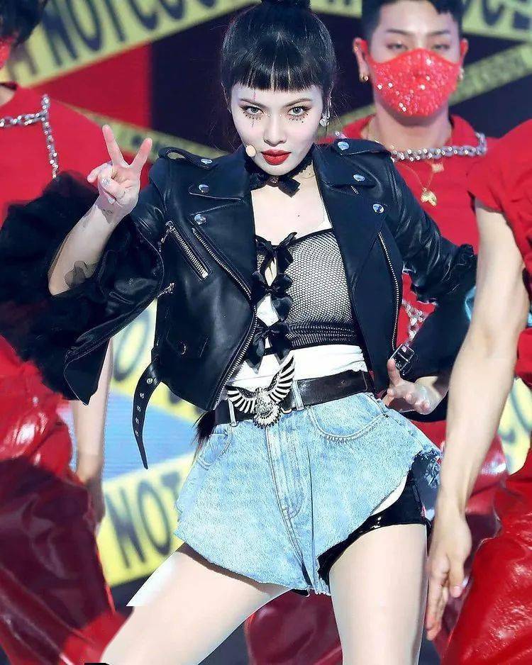 泫雅ins更新舞台美照精选换头像走起