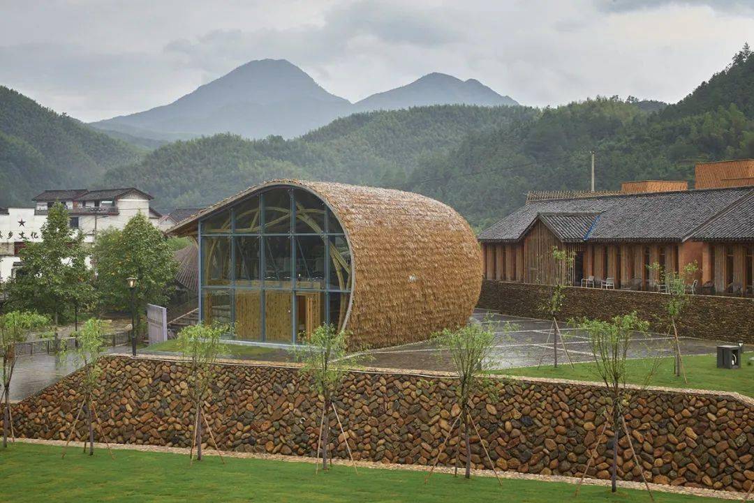 获得国际建筑大奖的这个竹建筑村落隐居着隈研吾等大师的18个作品