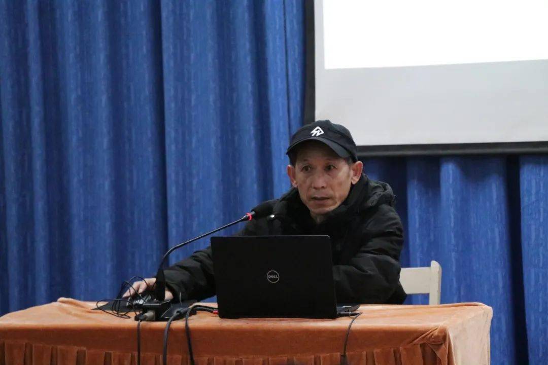 淄博人口有多少2021_淄博有古风的场景(2)