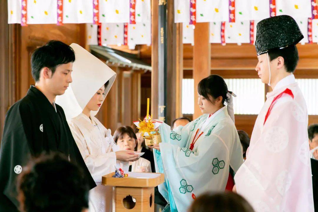 在日本参加婚礼 有什么讲究 神前