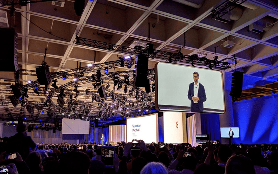 在2019年的谷歌云年度开发者大会上,谷歌推出名为anthos的企业级混合