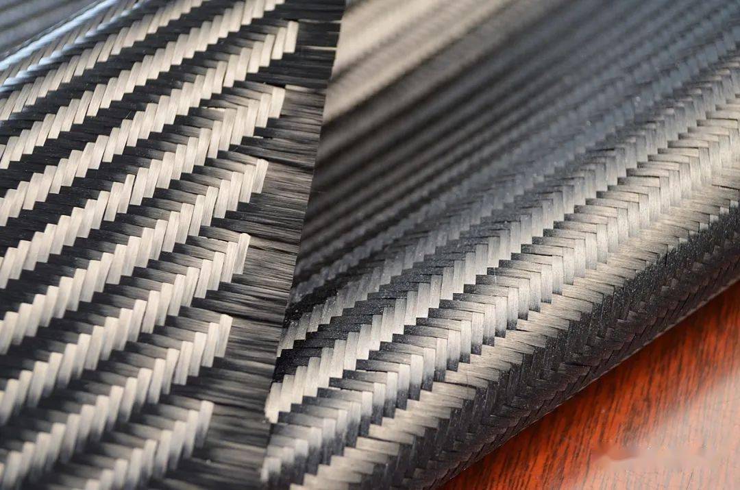 01 东丽3k斜纹280克碳纤维布