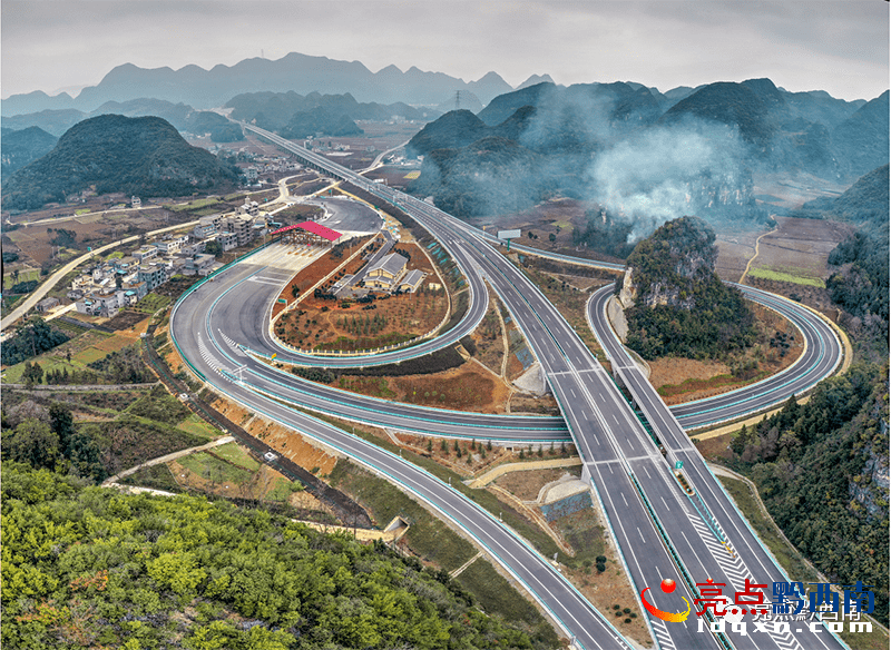 今天兴义环城高速公路正式通车