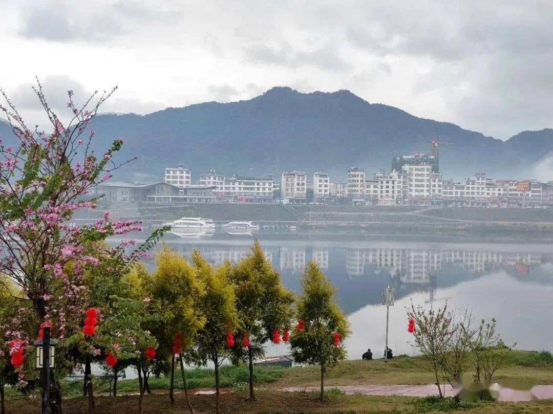 昭平,煙雨如江南_桂江