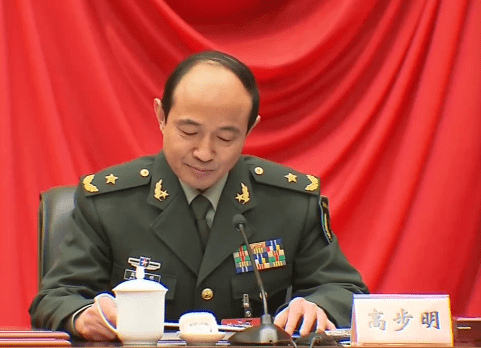 武警某机动师政委等职,2017年6月任武警甘肃总队政委,2018年7月晋升