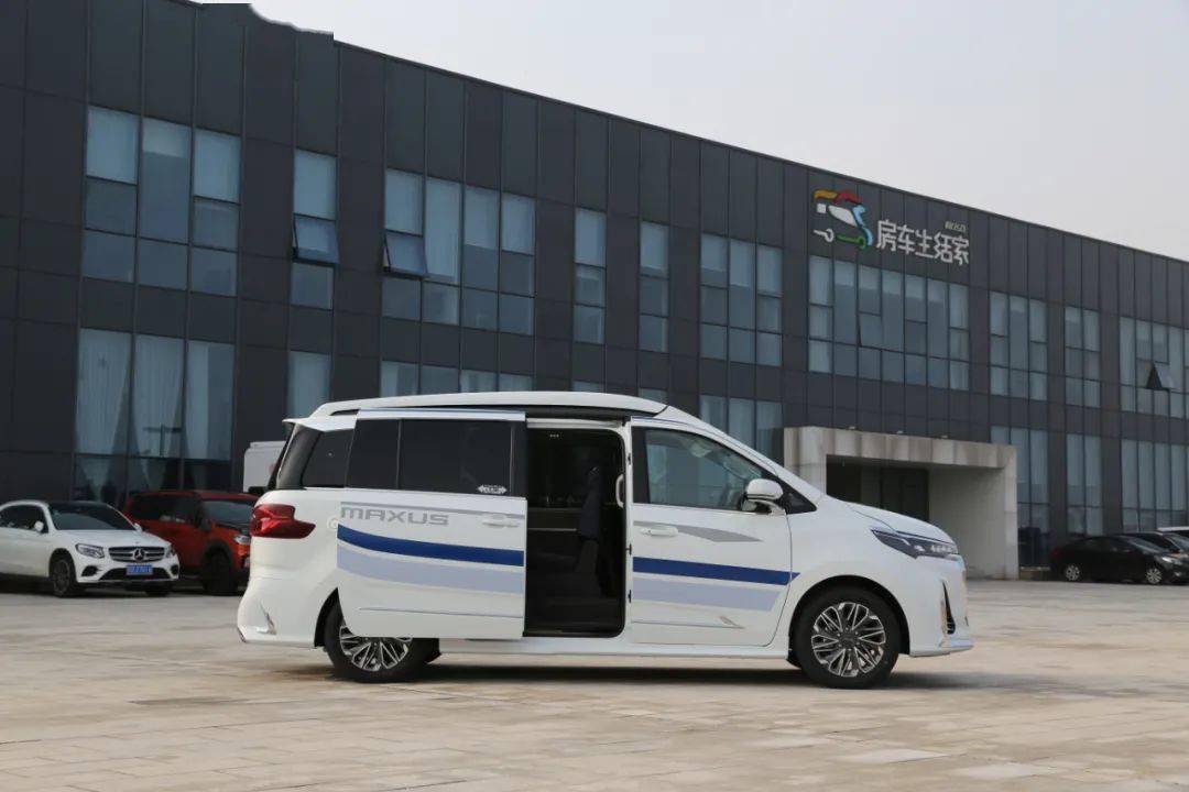 上汽大通maxus旅行家g20实拍 谁说上班族玩不了房车