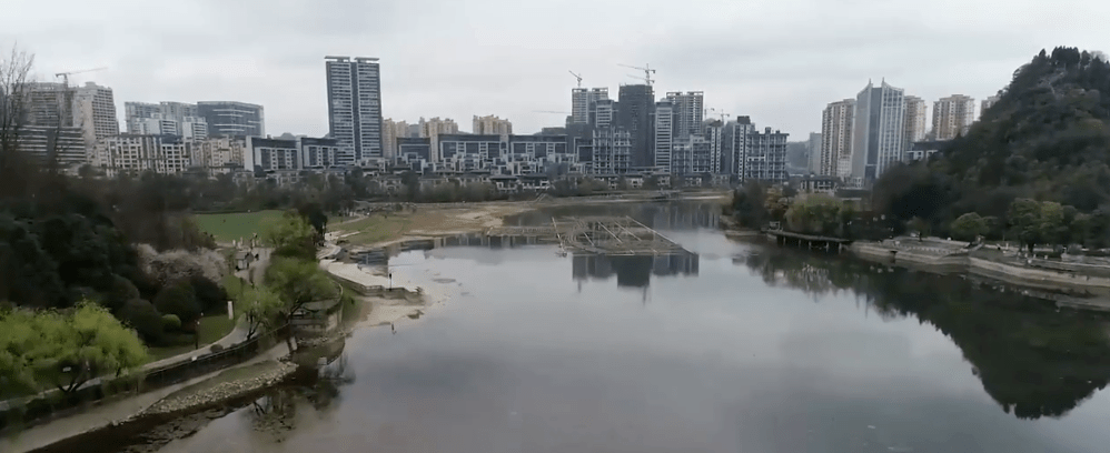 怎麼回事貴陽白雲區泉湖公園湖水變少了噴泉也不開了原來