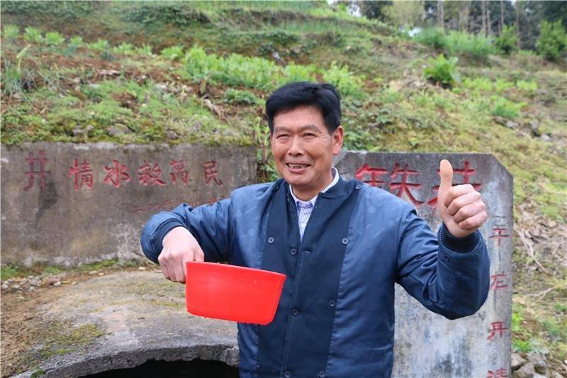 松桃县城有多少人口_松桃县城图片