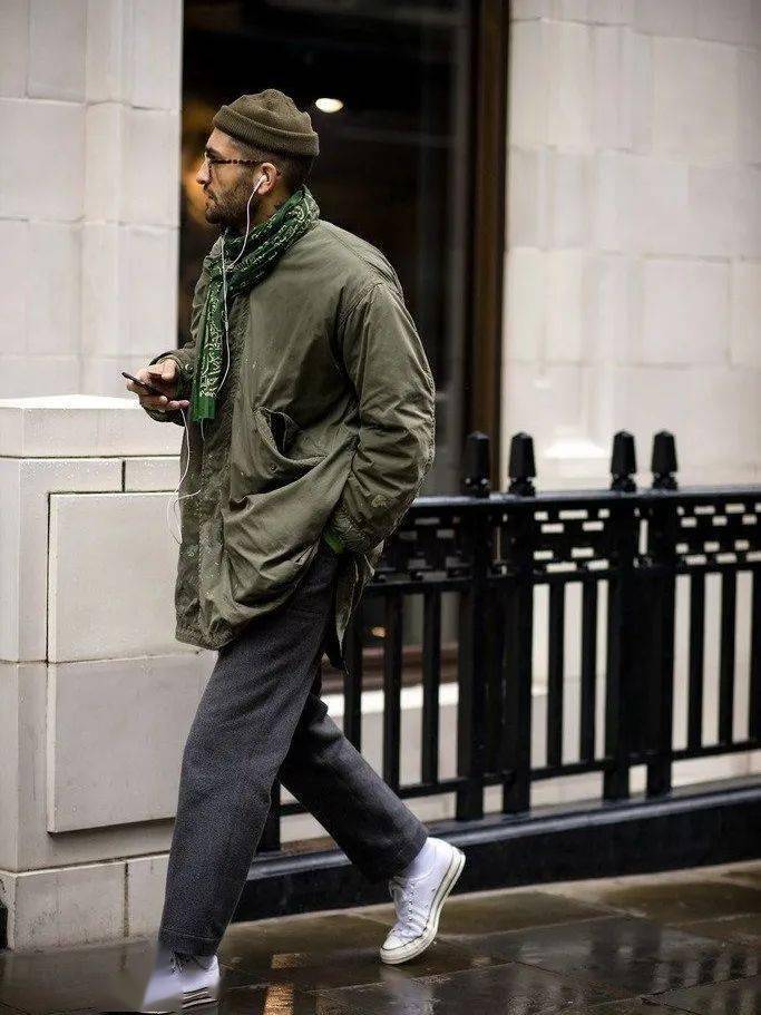 今年最时髦的帽子,非它莫属!_瓜皮帽