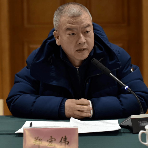 座谈询诊问策组织部长与产业人才面对面