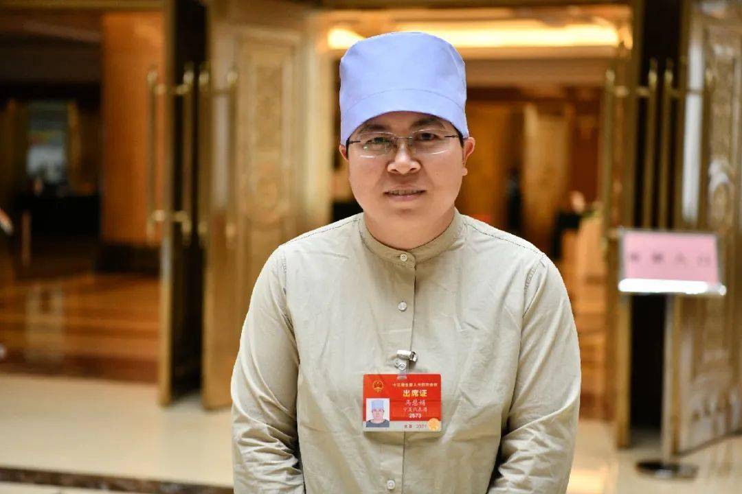 直通两会|听完政府工作报告后,代表委员这样说……_胡蓉