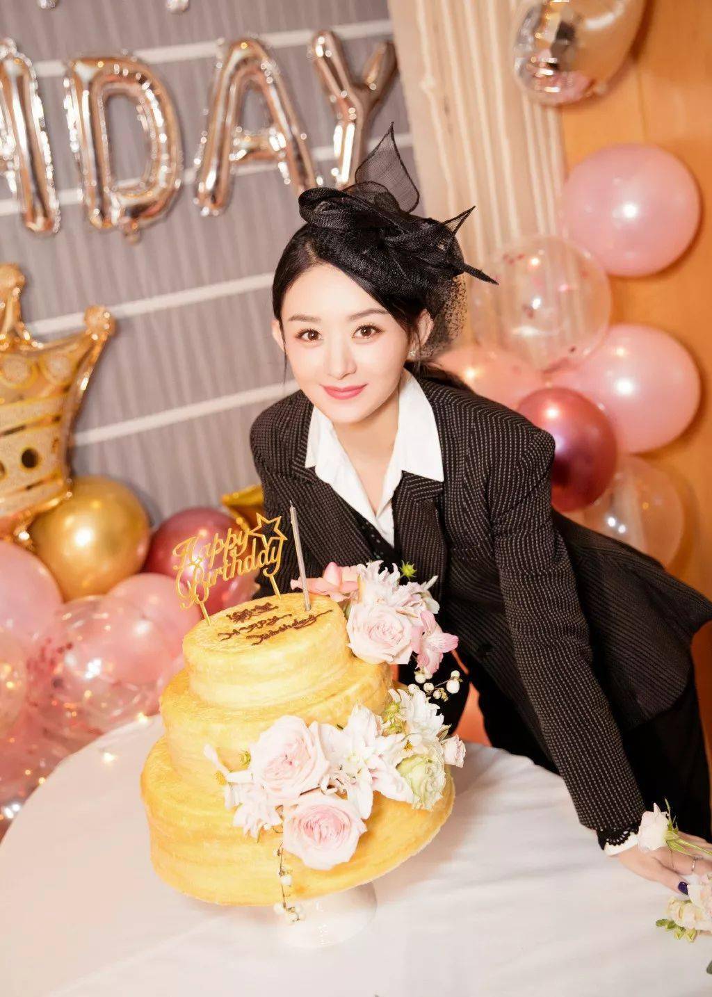 双手合十照片合集 45f712e6cdf14926a75977e09d470484.jpeg