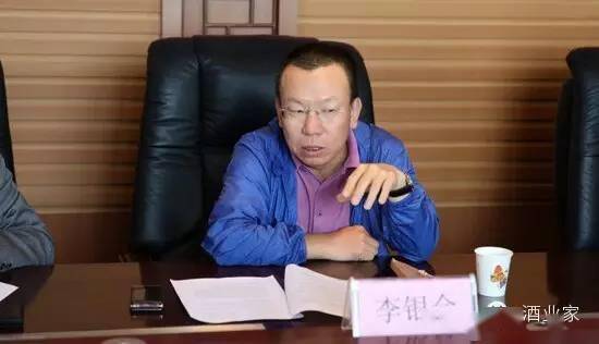 李银会董事长_董事长办公室图片