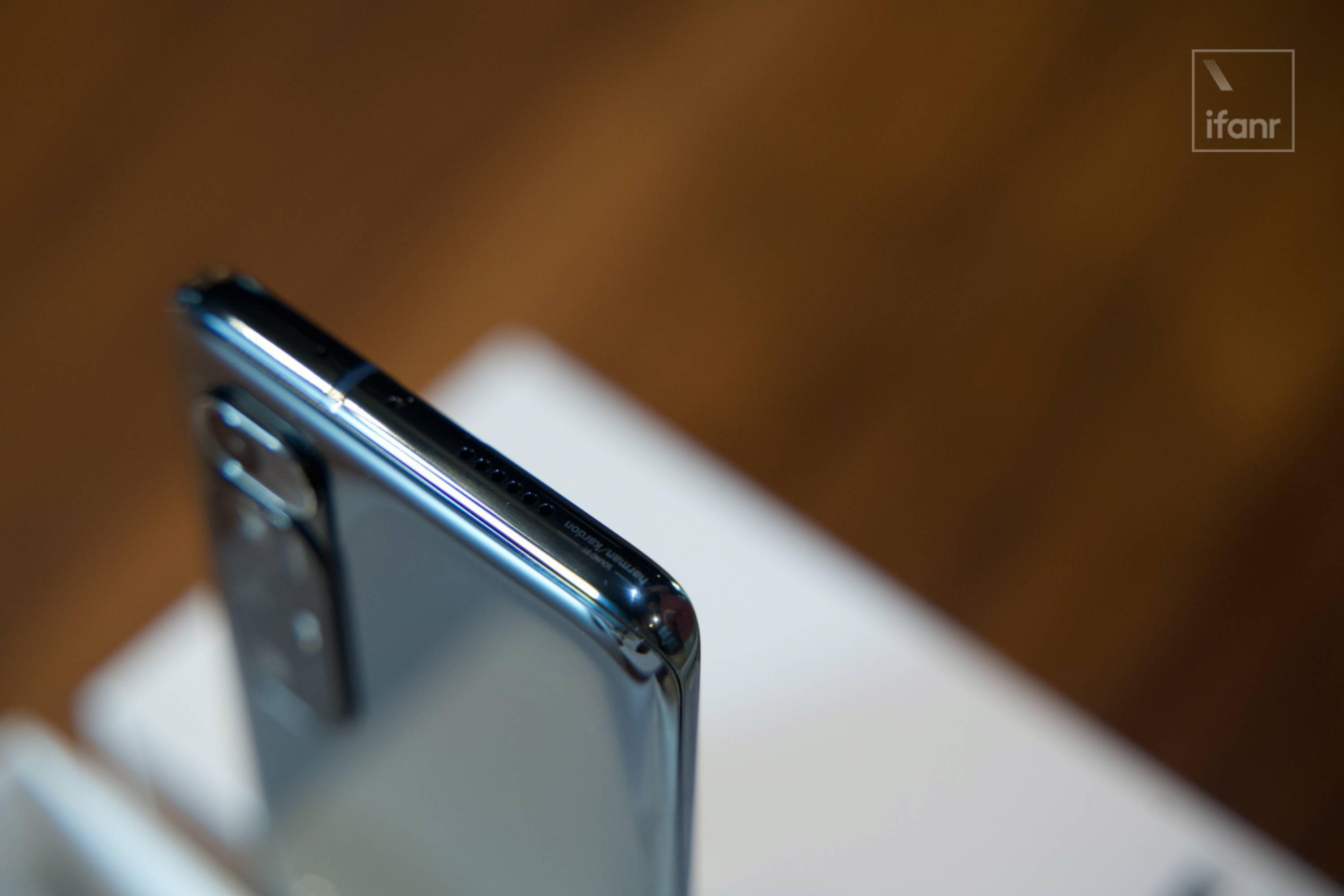 小米10s 图赏:除了骁龙 870,更值得注意的是对称式双扬声器_手机