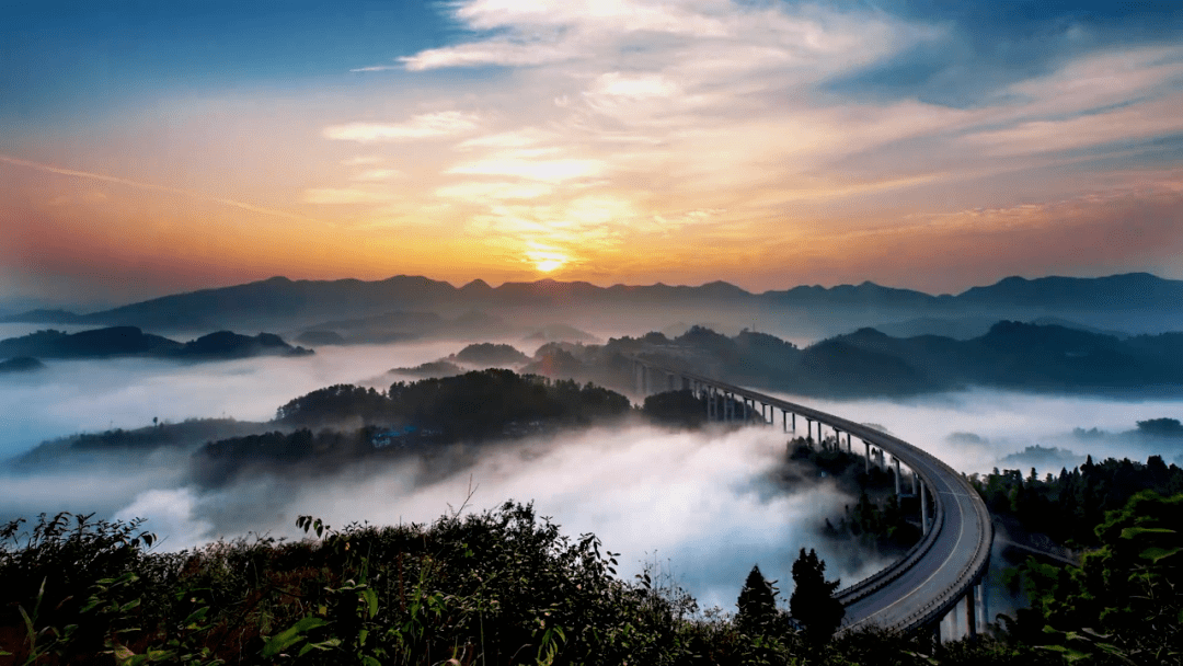 重庆gdp全国排名包括区县吗_gdp全国排名(2)