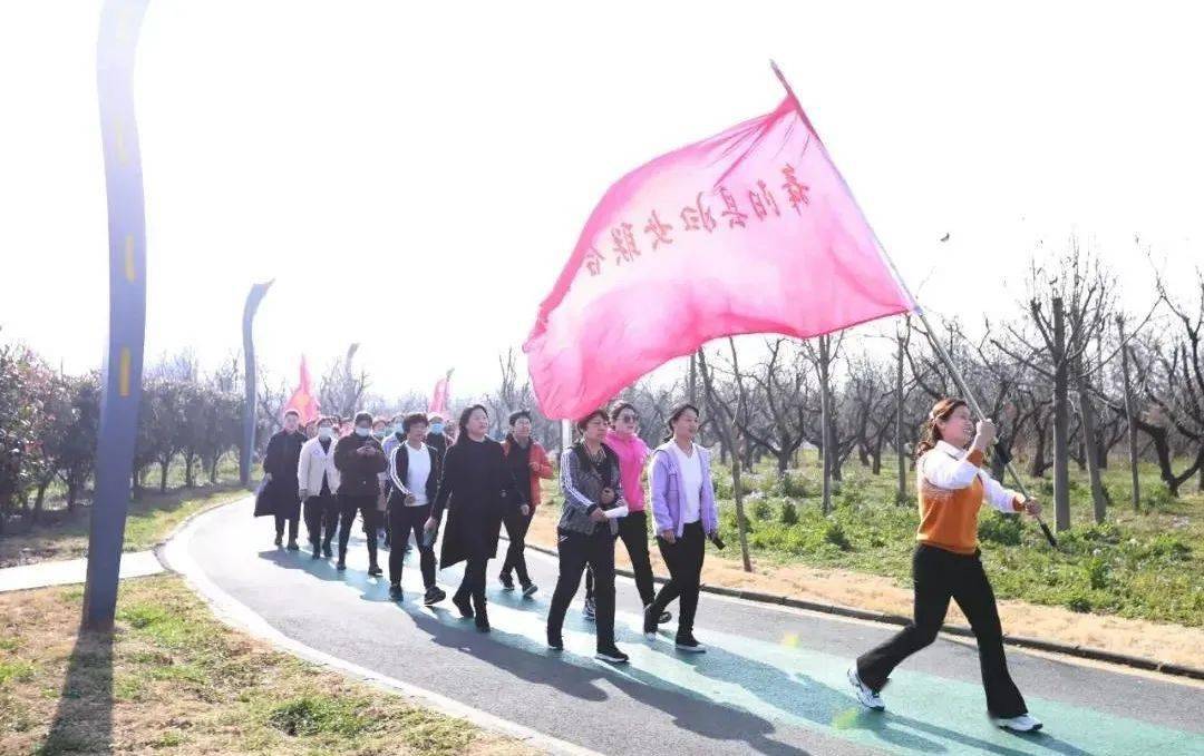 临颍县招聘_临颍县总工会举办企业用工岗前技能培训班开班典礼暨招聘(4)