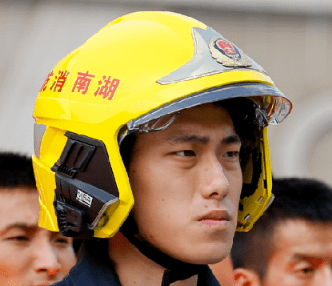 消防员敷面膜救火揭开这款面膜的秘密