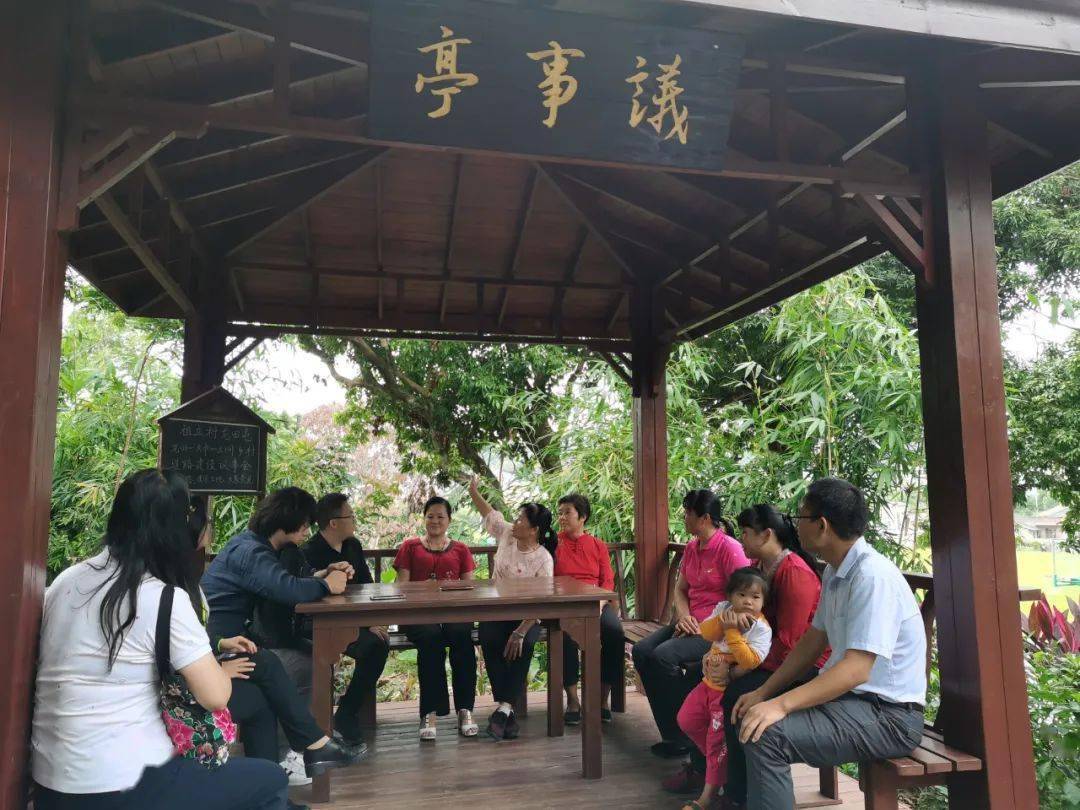 祖立村和谐亭祖立村农家书屋祖立村农产品直播现场祖立村法治文化小