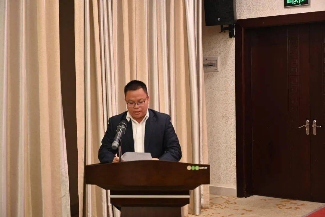 图|广西国家调查队系统青年工作委员会主任周四海做表态发言★ 陆奉昌