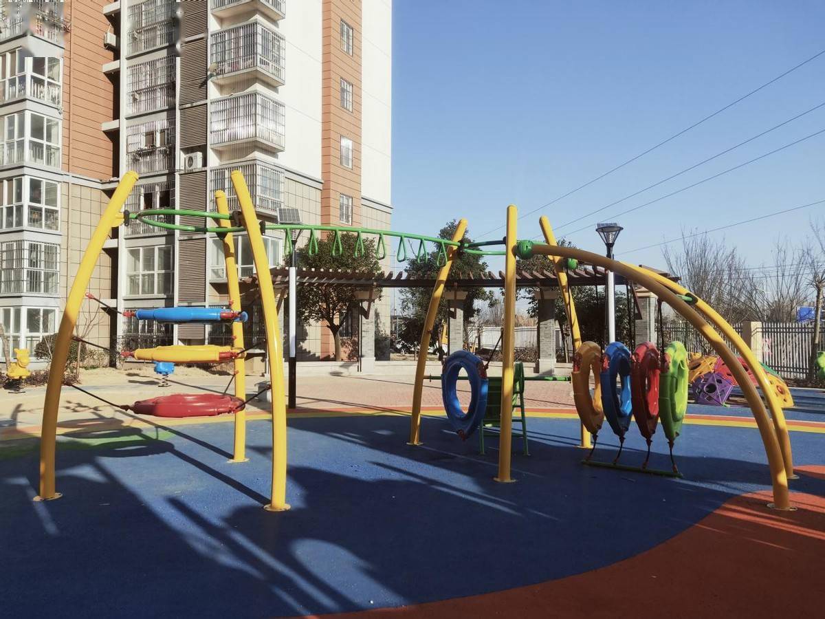 滁州经开区花都路社区龙山小区儿童乐园落成