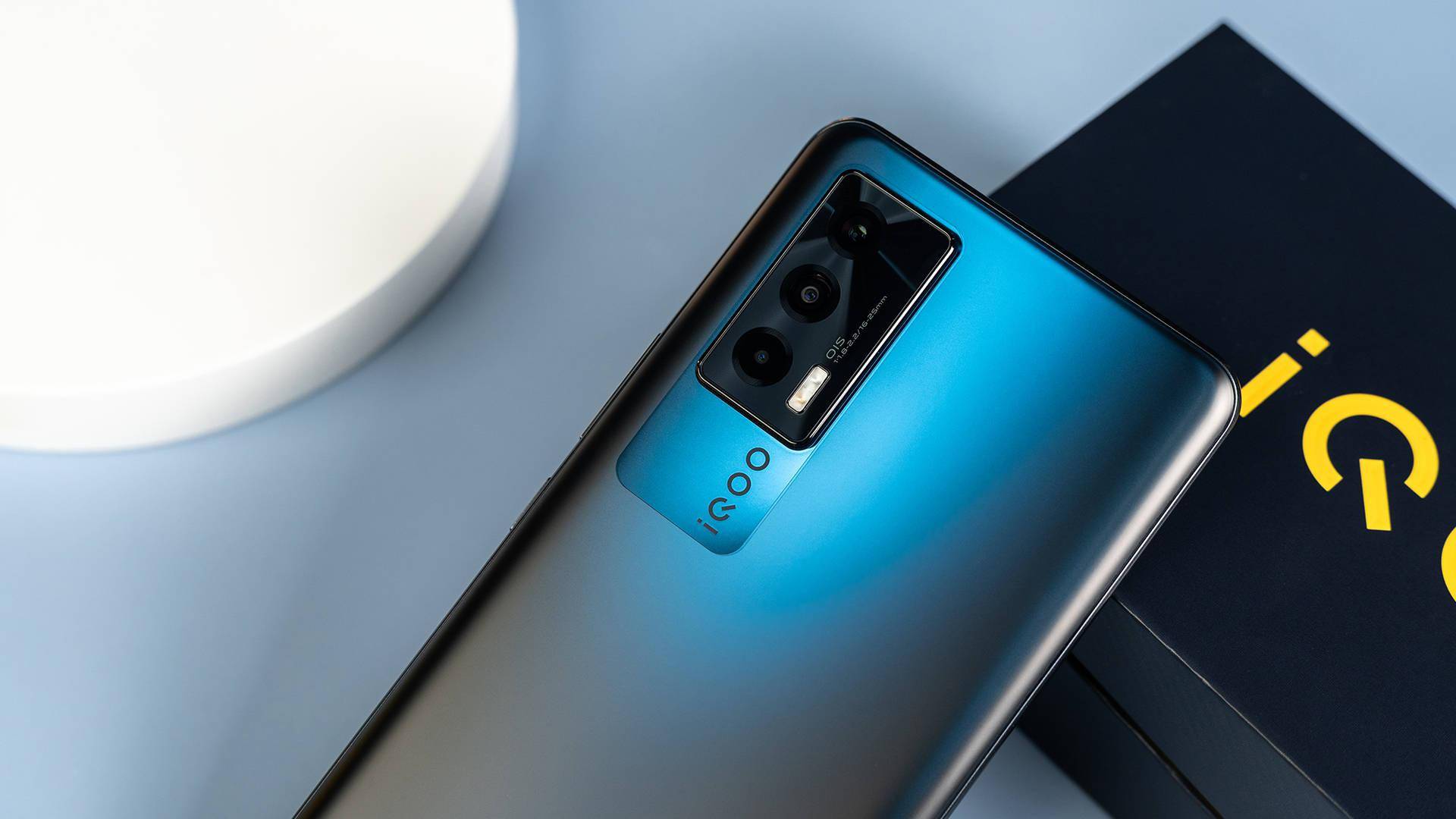 劲猛出击 双芯旗舰 iqoo neo5图赏