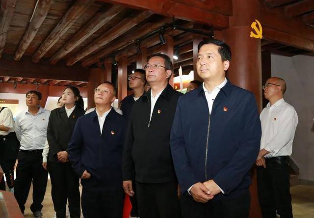 支部旧址;观看主题情景党课,在情景党课中聆听了楚图南,黄大陆,王承荣