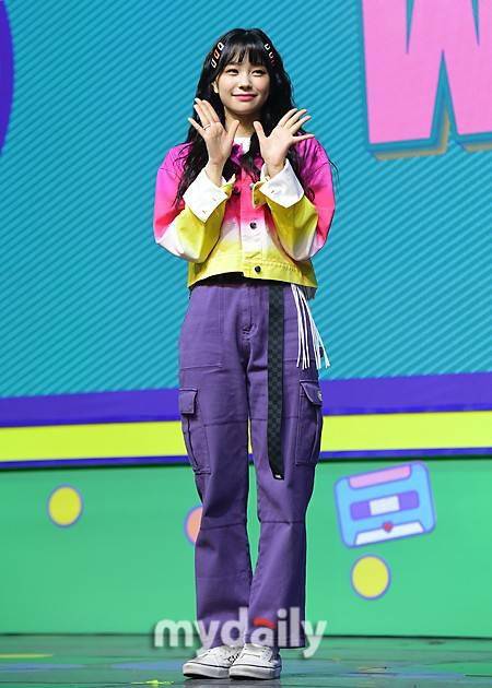 mdphoto韩国女团weekly第三张迷你专辑weplay发布会