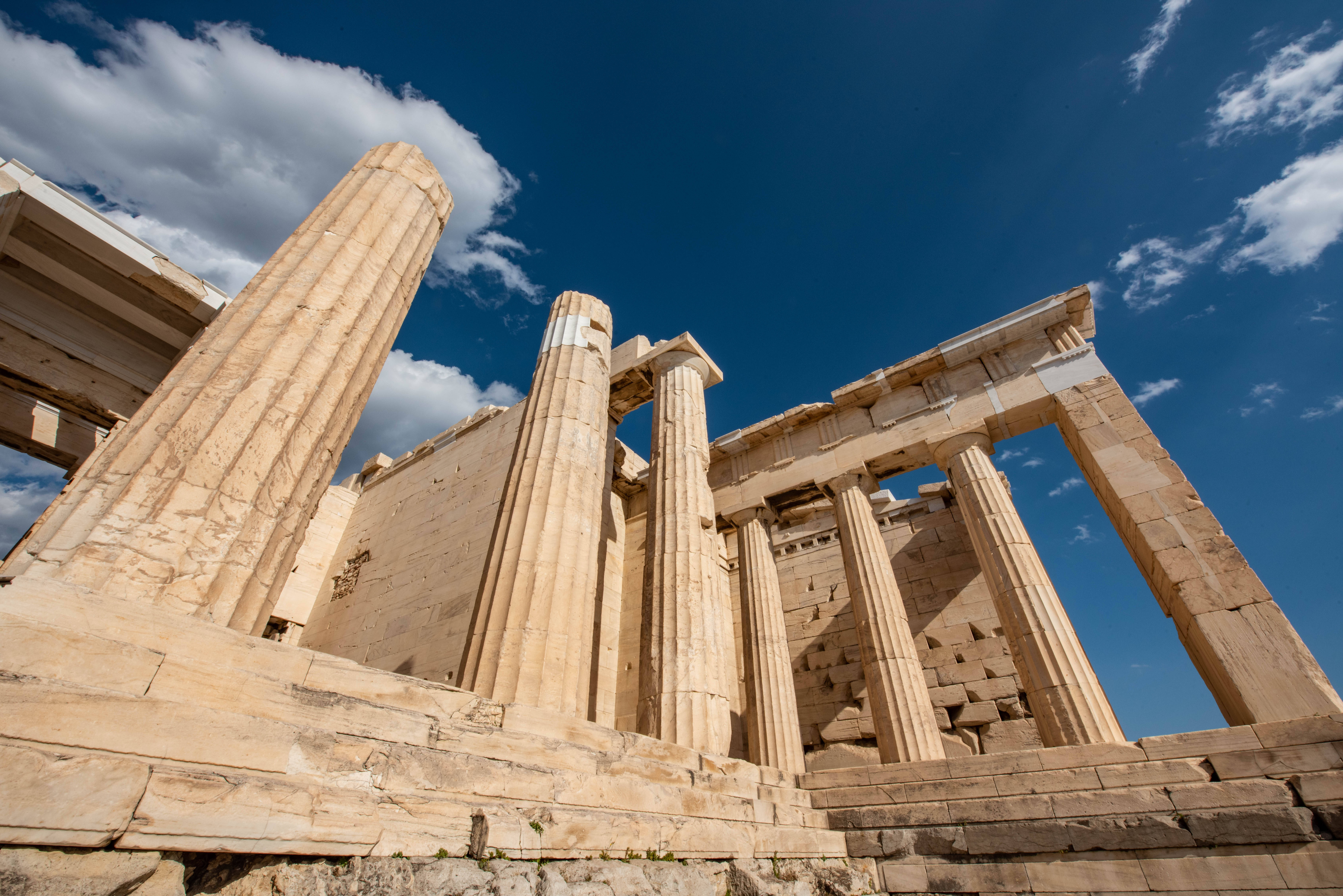古典时期希腊最重要的杰作之一雅典高台上的卫城