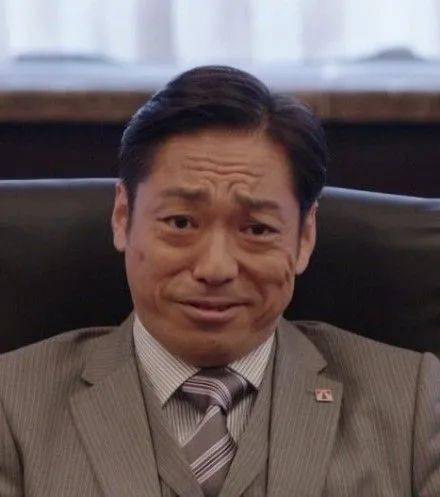 从巅峰到人人喊打,特摄史上最放飞自我的编剧_井上敏