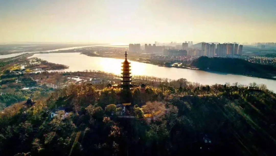 兴化的gdp排名_兴化油菜花(2)