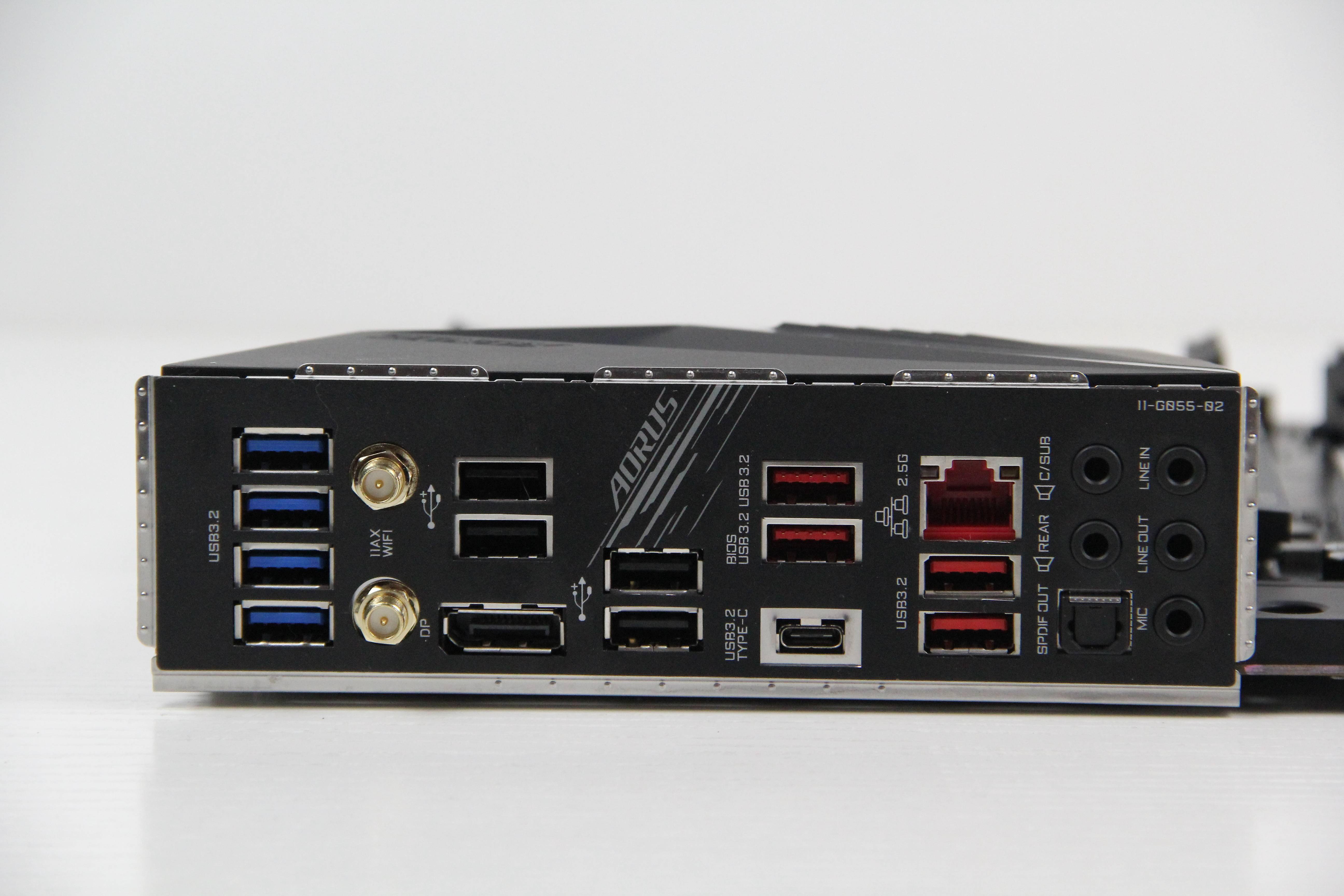 技嘉Z590 AORUS PRO AX小雕PRO评测_主板