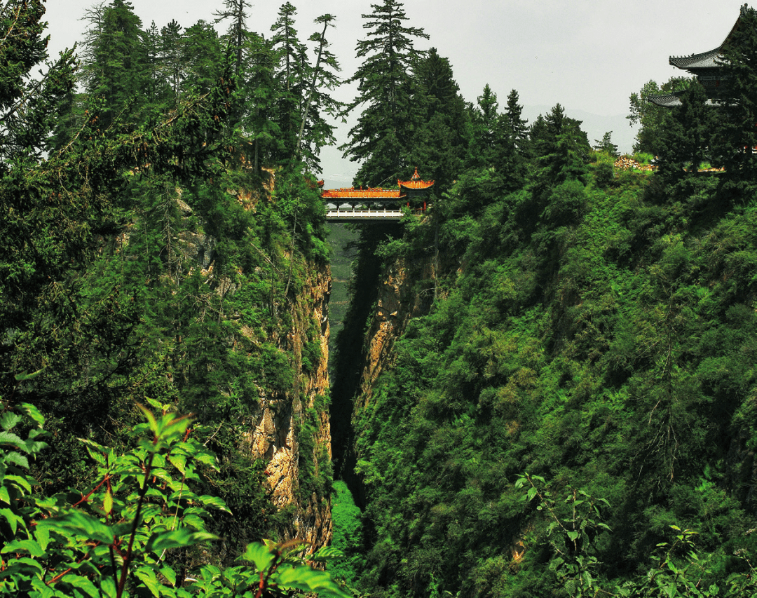 天水石门山景区图片