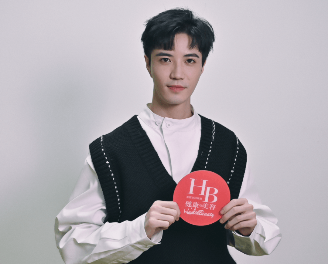 许乐骁以角色的方式去生活hb星专访