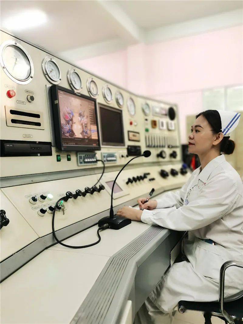 什么是高压氧高压氧的作用是什么 b002f46f0a194f2d92b8e021392dc139.jpeg