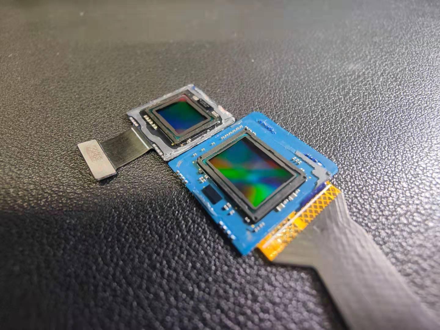 三星gn2 实拍对比索尼 imx 689,面积相差较大_传感器