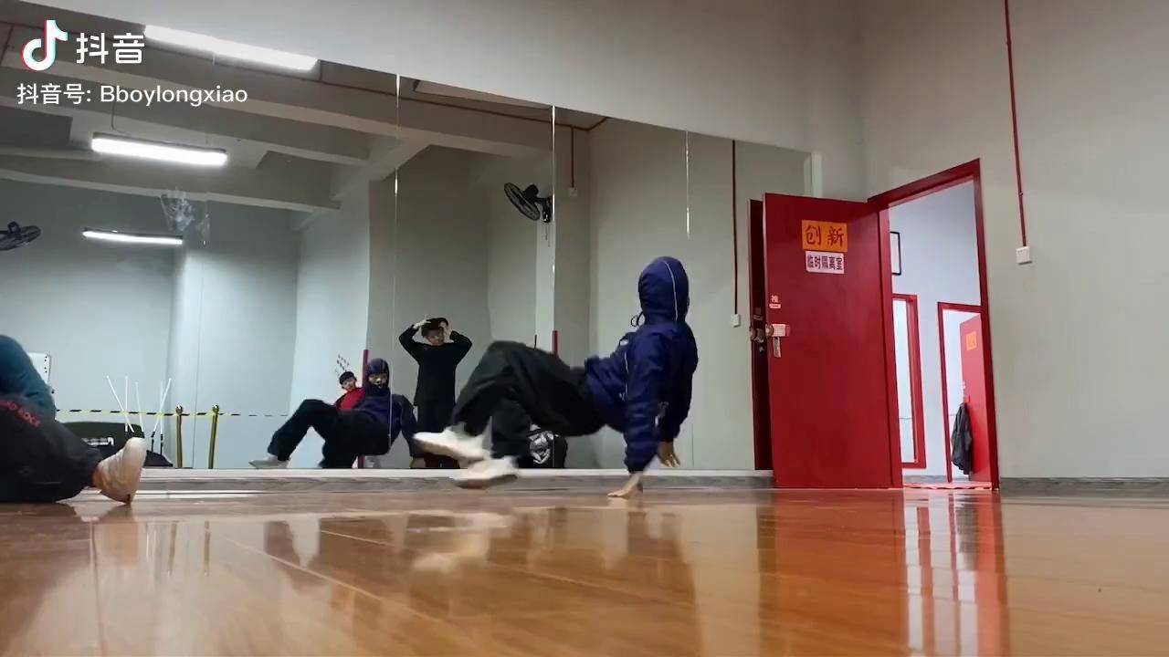 bboy龙啸