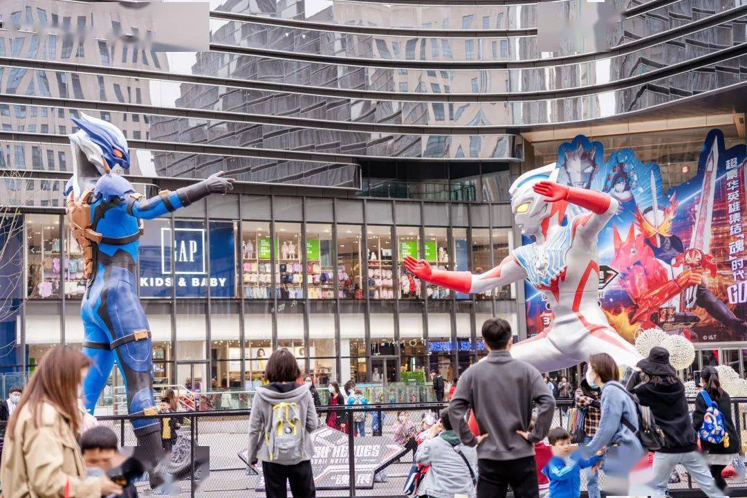 送福利火爆成都的奥特曼见面会精彩对战只等你来