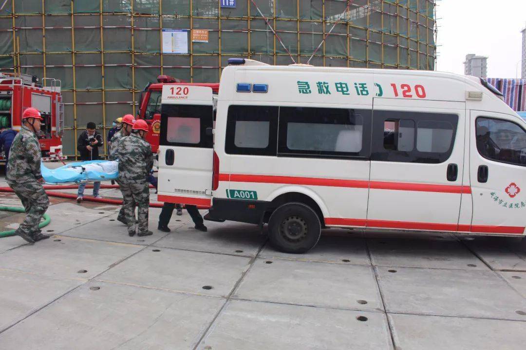 平安高区建设系统施工现场开展消防应急救援演练