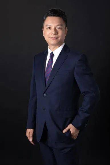 郭锡文 : 当好三亚投资"招商员"