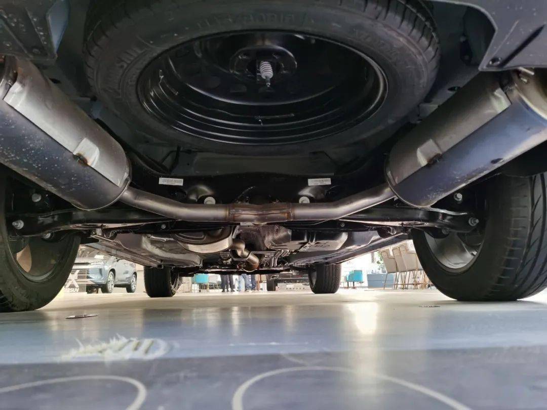 星途vx来了,比汉兰达还大!2.0t有254匹,真香!_搜狐汽车_搜狐网