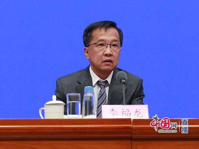 李福龙坦言,这一任务确实非常艰巨,国家能源局正在深入研究拟定相关