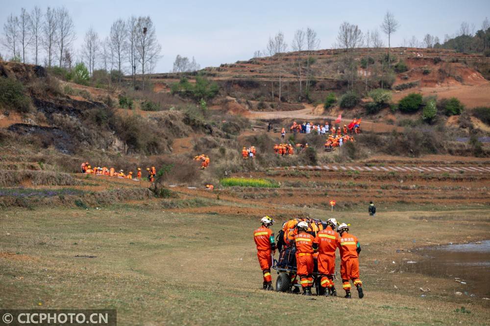 2021跨区域地震救援实战拉动演练拉开序幕,贵州省消防救援总队在毕节