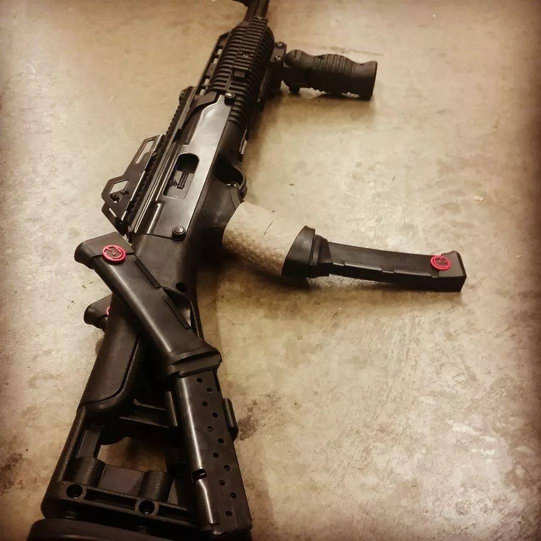 【廉价玩具既视感】 hi-point公司出的那些枪