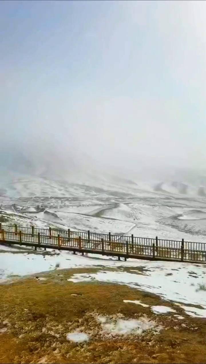 美丽的乌鞘岭观景台#冰天雪地任我行 #最美雪景 #兰泉根子