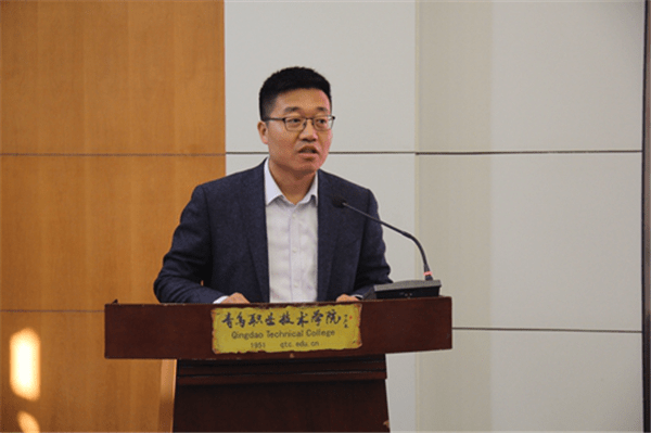 启动仪式上,青岛职院党委书记王金生致欢迎辞.